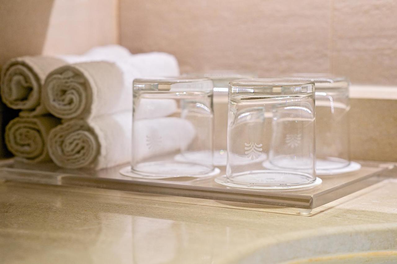 Hotel Royal Chihpin Wenquan Exterior foto A set of three glasses